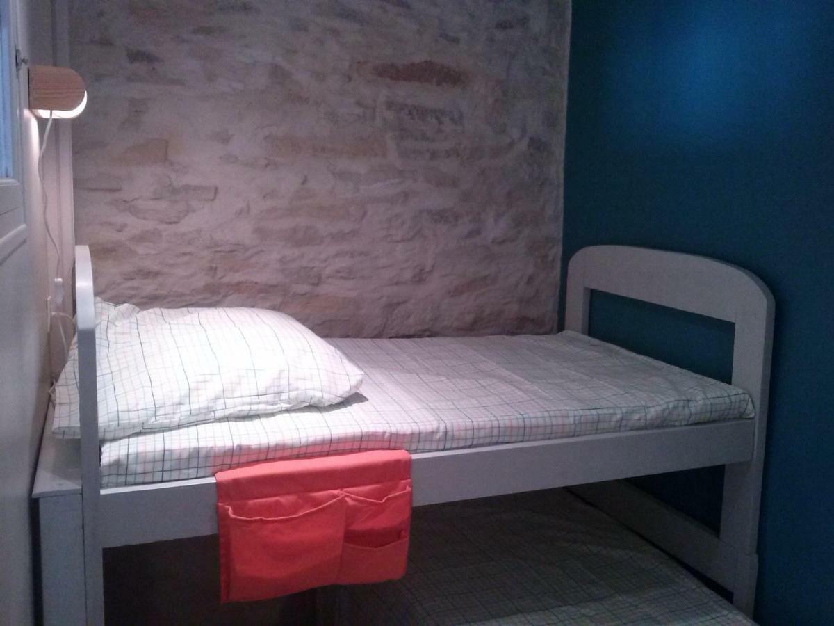 Chambre D'Hotes Le Massanous Laure-Minervois Стая снимка